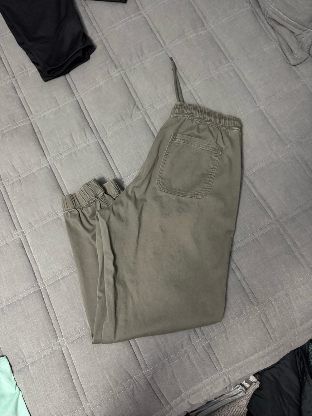 Cute and comfy!  Casual Drawstring Pants in Olive - Picture 3 of 5